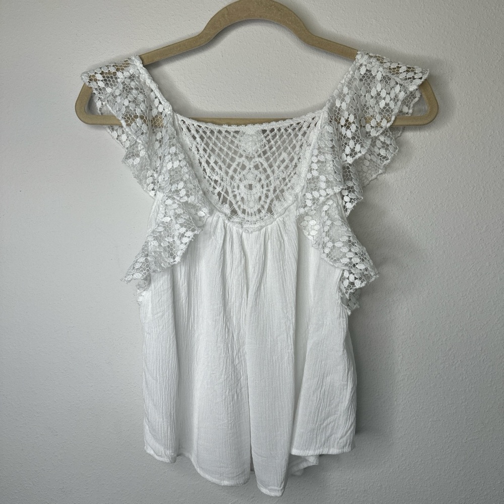 Aeropostale White Flutter Sleeve Ruffled Blouse